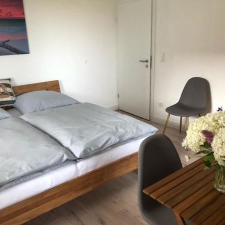 Die Graefin Auf Ruegen - Ferienappartements Parchtitz Екстер'єр фото