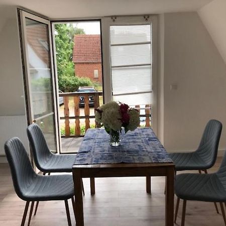 Die Graefin Auf Ruegen - Ferienappartements Parchtitz Екстер'єр фото